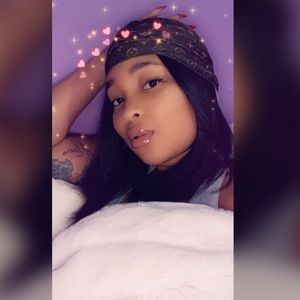 Meet your Posher, Erika